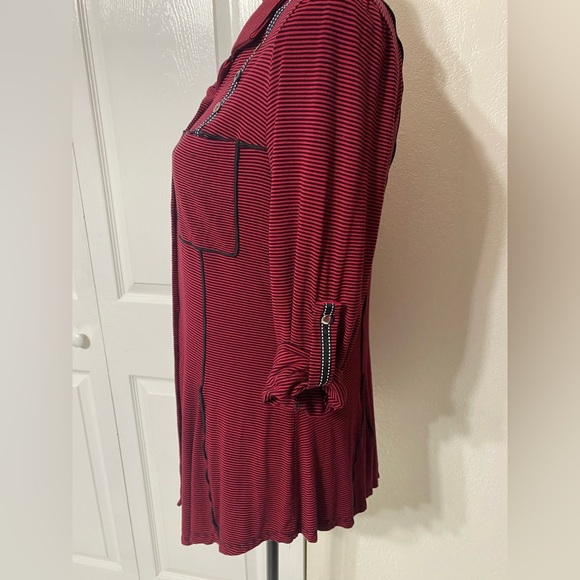 Joseph Ribkoff Women's Red Striped Button-Up Top size 12 - Picture 4 of 5
